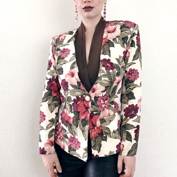 1980s Floral Fitted Blazer - Picture 2 of 2